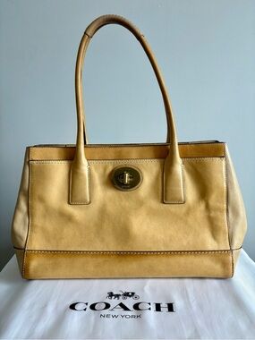 Coach Hamptons Madeline Leather Tote Bag